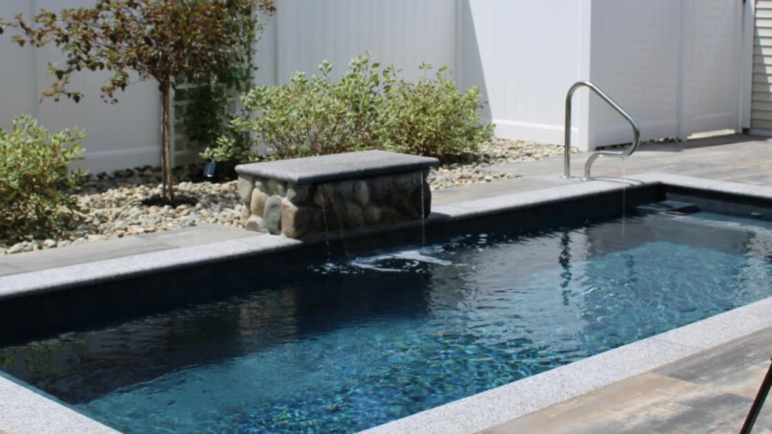 8 Stylish Small Pool Ideas for Small Yards, water features